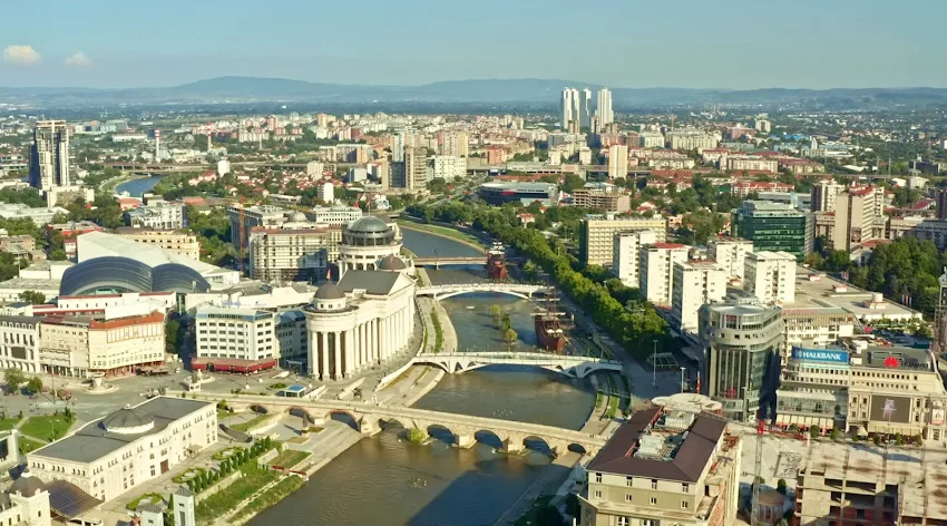 IRI: Srbija najvažniji saveznik za trećinu Makedonaca, na drugom mestu SAD