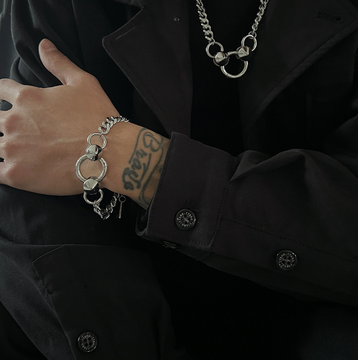 Title 4, Vintage Mode Armband Coarse Cuba