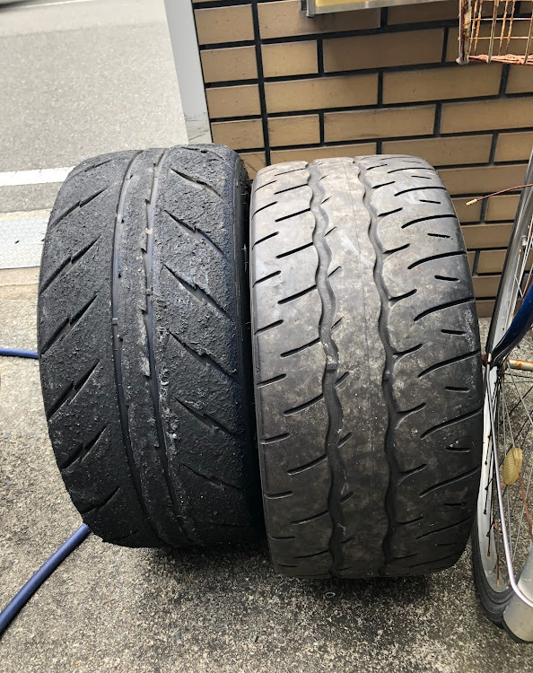 1シリーズ ハッチバックのM135i・TE37SAGA・4本セットじゃ無いよ😭・原因わかって良かったに関するカスタム事例の投稿画像3枚目