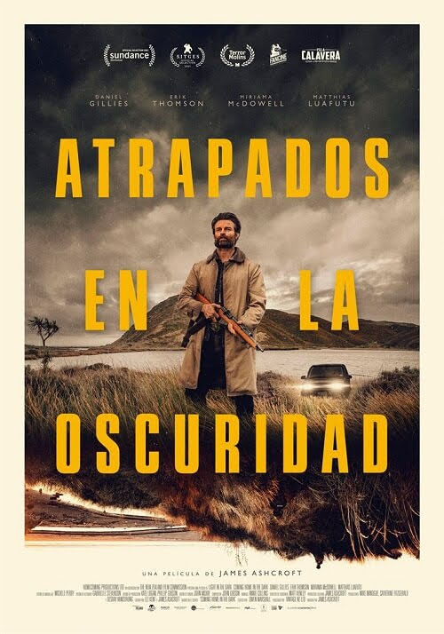 Atrapados en la oscuridad (Coming Home in the Dark)