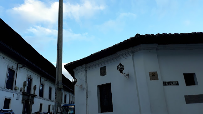 Plaza del Teatro, José Joaquín Olmedo Oe1-82, Quito 170401, Ecuador