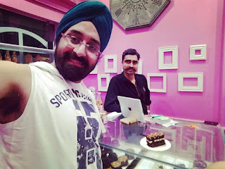 Amandeep Singh Narang at Heyy Sugar, Baani Square,  photos