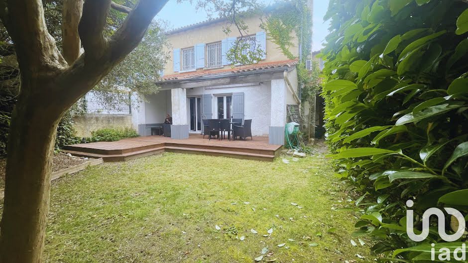 Vente maison 5 pièces 106 m² à Avignon (84000), 269 000 €