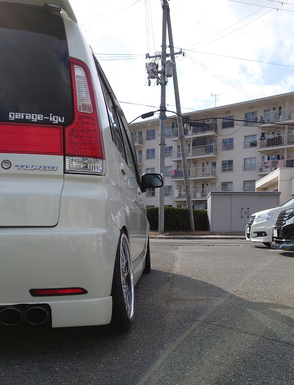 ライフダンクのホイール交換・SSRホイール・ヴィエナリヴァイア・バネレート変更に関するカスタム事例の投稿画像5枚目