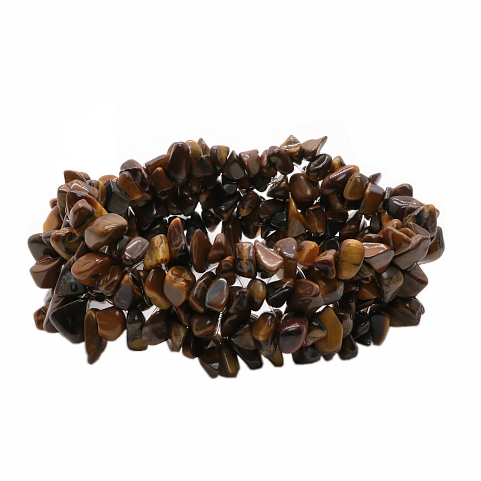 Bracelet en gravier irrégulier d'améthyste à plusieurs cordes élastiques, pour un look élégant et facile à porter, parfait pour les occasions quotidiennes ou spéciales