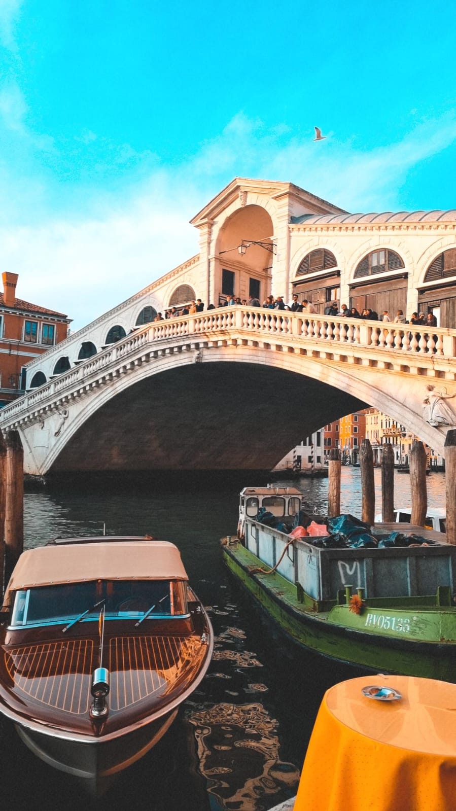 Boat in Venice. di AntoFusco