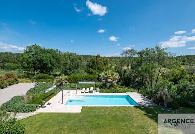 Property with pool 4