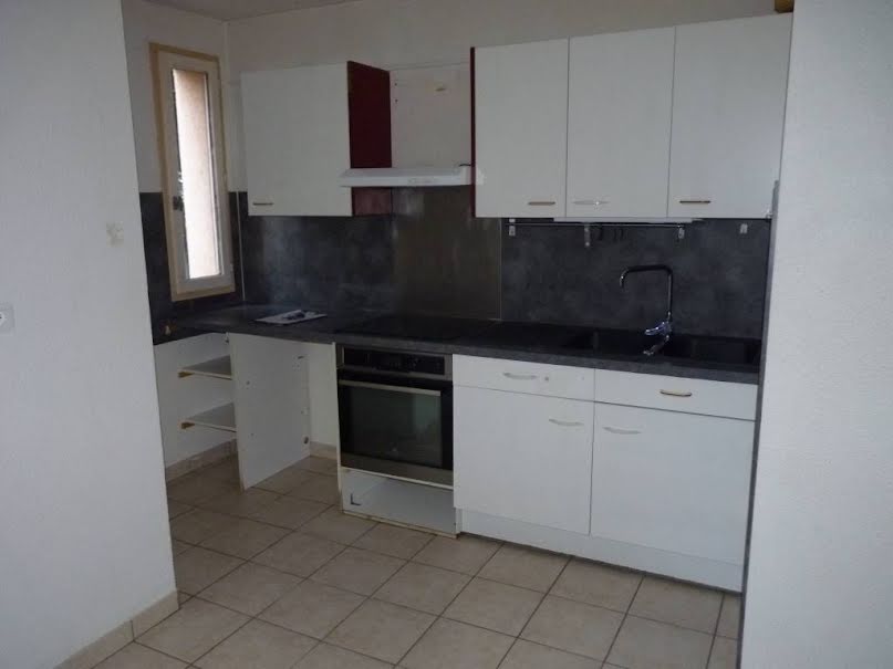 Location  appartement 2 pièces 41 m² à Castelnaudary (11400), 400 €