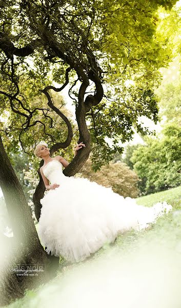 Photographe de mariage Irina Novikova (irisnoir). Photo du 15 mai 2013