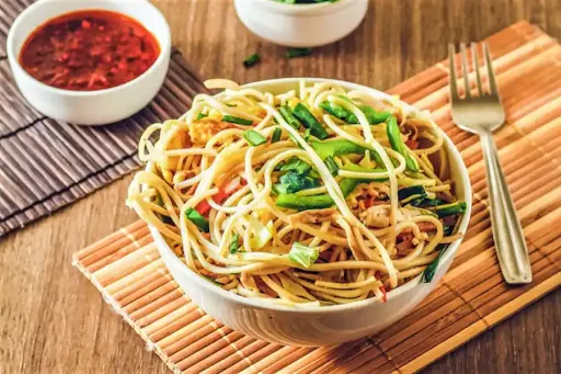 Veg Hakka Noodles