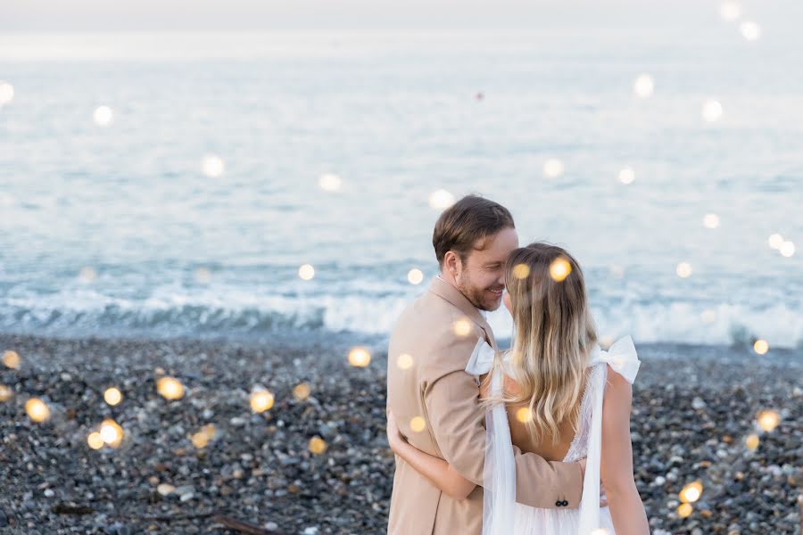 Fotografo di matrimoni Yuliana Rosselin (yulianarosselin). Foto del 19 gennaio 2022