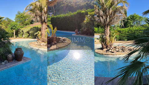 Villa with pool and terrace 3