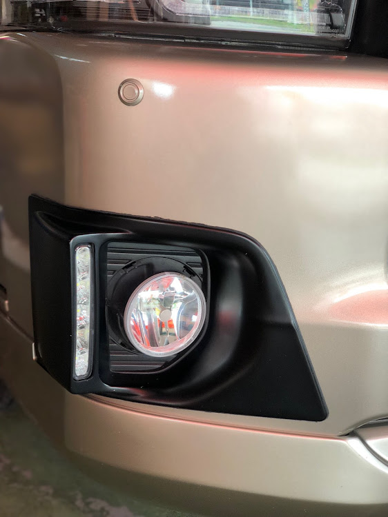 ハイエースバンのハイエース・COBイカリング・Ui vehicle名古屋店・念願の取り付け・コスパが凄いに関するカスタム事例の投稿画像1枚目