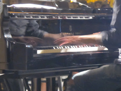 Sì, suonare di ninettamia