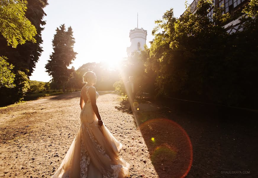 Wedding photographer Anna Shaulskaya (annashaulskaya). Photo of 12 December 2018