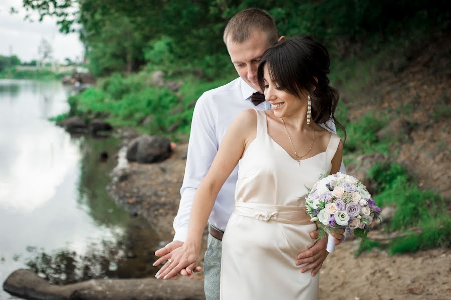 Fotógrafo de casamento Stas Avramchik (stfotopro). Foto de 17 de outubro 2018