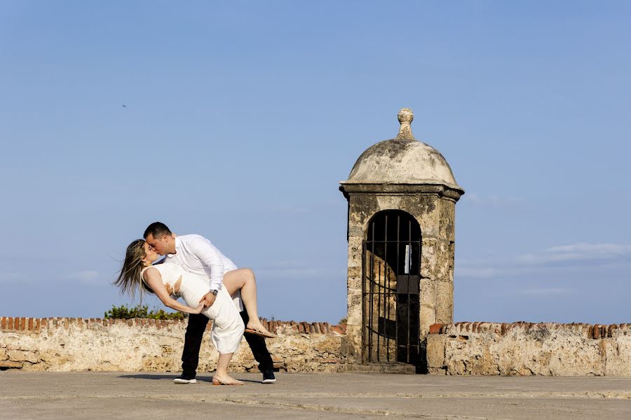 Svadobný fotograf Carlos Roa (carlyroaph). Fotografia publikovaná 22. apríla