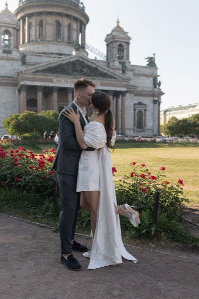 Wedding photographer Anastasiya Gromova (gromovalovephoto). Photo of 6 July 2021