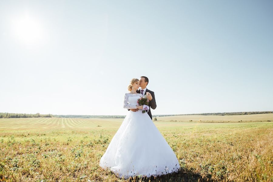 Fotógrafo de casamento Svetlana Teterkina (isfoto). Foto de 5 de outubro 2017