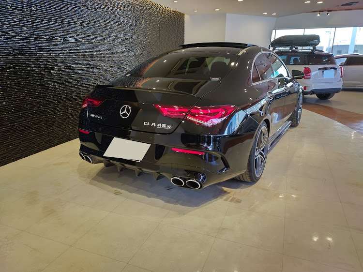 つゆり(忍者)🥷さんが投稿した札幌もようやく雪景色・CLA45S AMG・接客上手は床上手(爆)・アウディ・AMGに関するカスタム事例の投稿画像2枚目