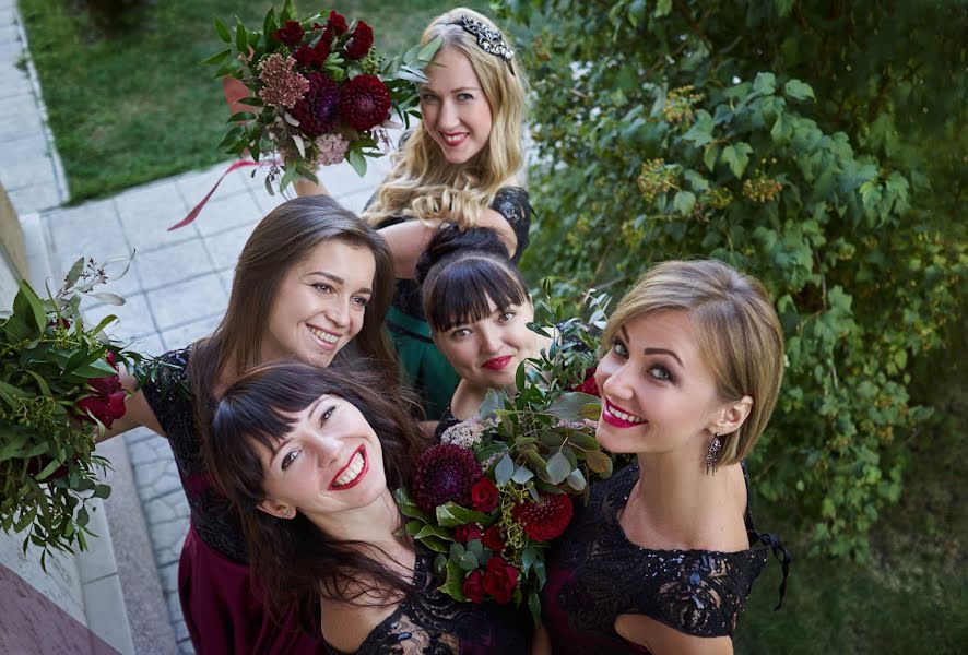 Wedding photographer Tanya Garmash (harmashtania). Photo of 16 December 2017