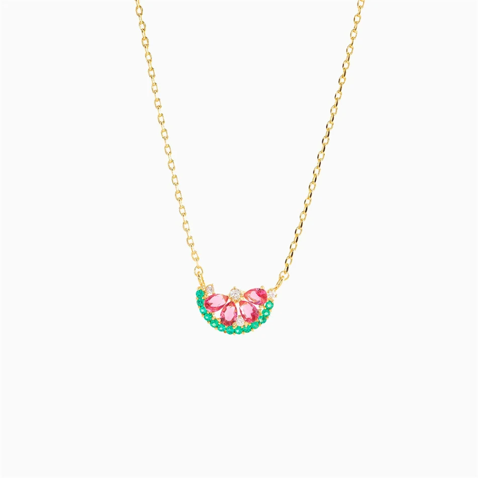 Zomerse Mode Watermeloen Fruitketting een verfrissende accessoire. Perfect voor de zomer, de strand of een zomerse outfit. Voeg een fruitige touch toe aan je look.