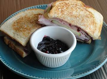 Blackberry Apple Sandwich with a Kick