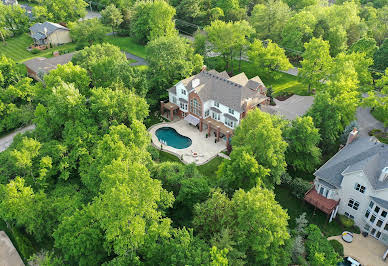 House with pool and garden 2