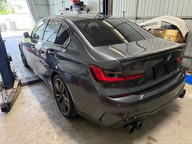 3シリーズ セダンの７月もよろしくお願いいたします・7月もよろしくお願いします・BMW・M340i xDrive・3シリーズに関するカスタム事例の投稿画像3枚目
