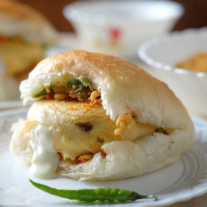 Cheese Vada Pao (2 Pieces) & Amul Kool Coffee Can