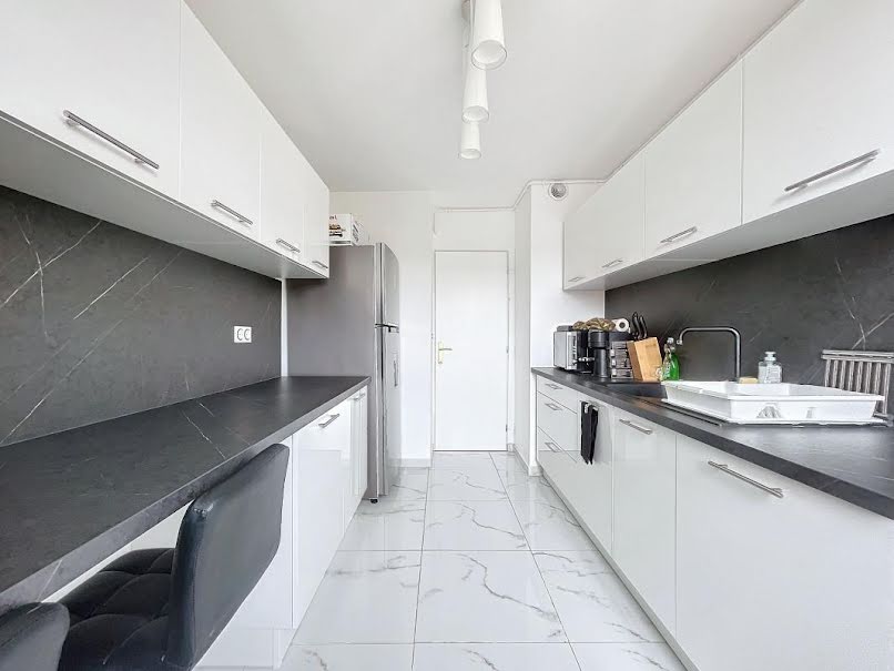 Vente appartement 4 pièces 100 m² à Bourg-les-valence (26500), 195 000 €