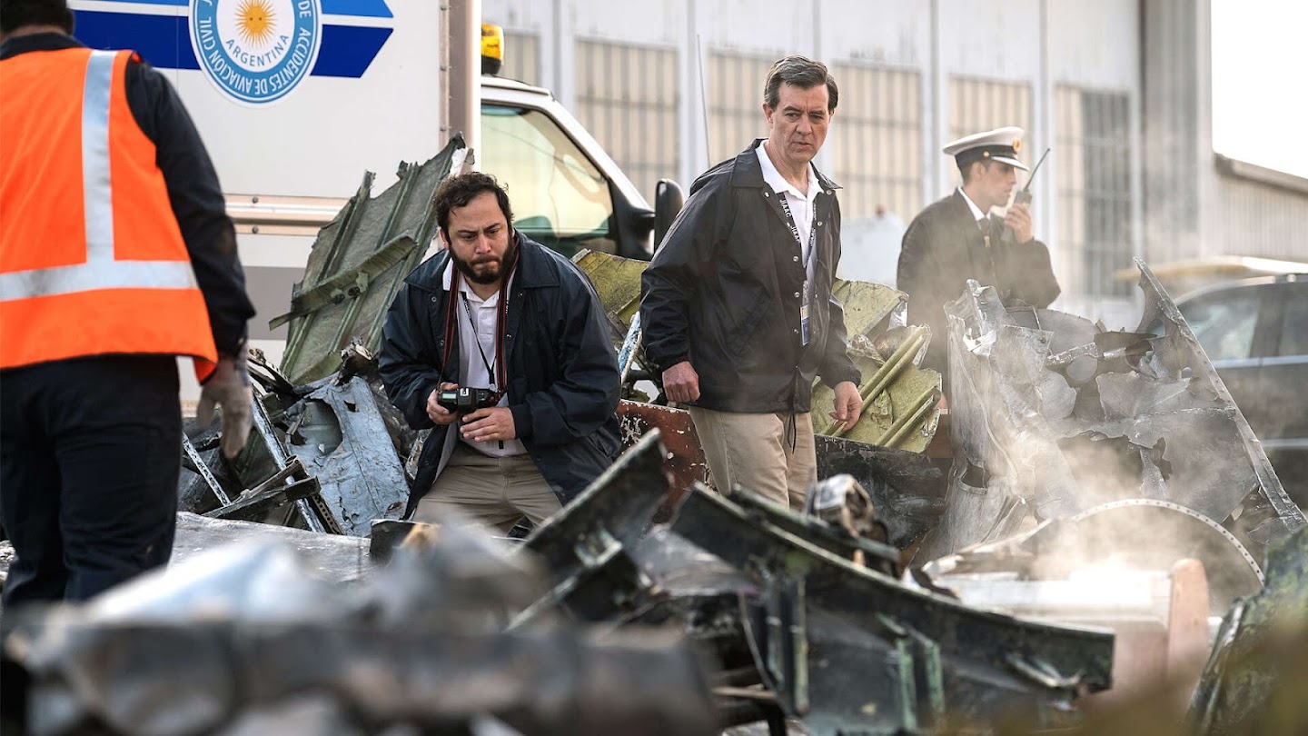Watch Air Disasters live