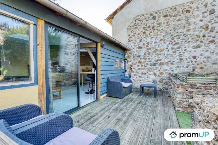 Vente maison 6 pièces 108 m² à Le Grez (72140), 104 000 €