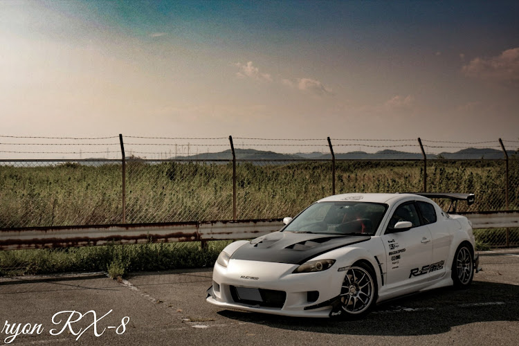 RX-8のドライブ・RE雨宮に関するカスタム事例の投稿画像1枚目