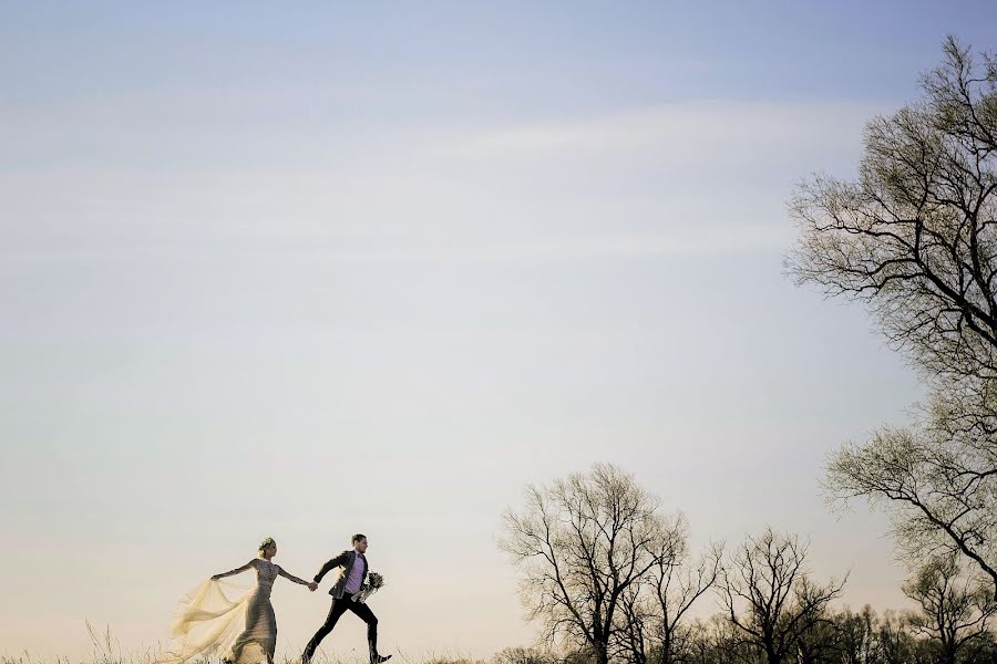 Fotógrafo de casamento Mariya Astafeva (mastafieva). Foto de 17 de maio 2015