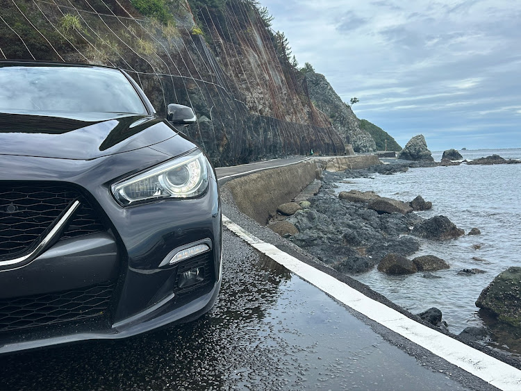 スカイラインの海と愛車・スカイライン・400Rに関するカスタム事例の投稿画像2枚目