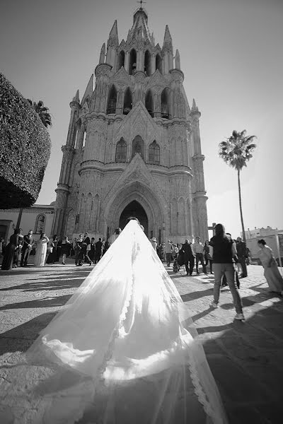 Fotografo di matrimoni Angel Gutierrez (angelgutierre). Foto del 10 gennaio 2017