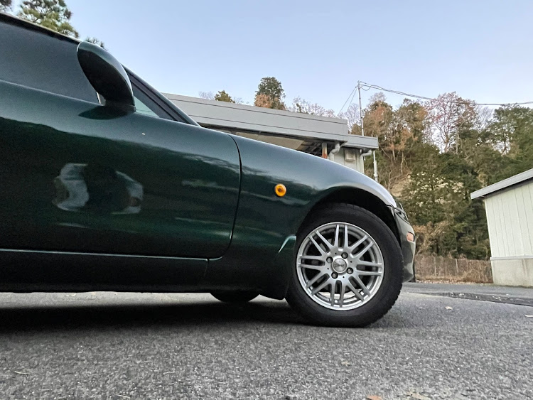 ロードスターのタイヤ交換・車高調に関するカスタム事例の投稿画像2枚目