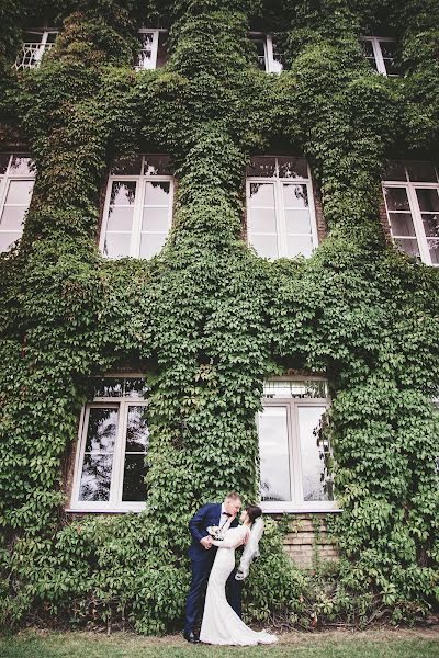 Fotógrafo de casamento Ekaterina Aleschik (aleshchyk). Foto de 5 de dezembro 2018