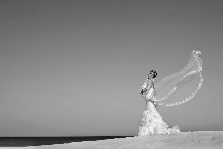 Fotógrafo de bodas Cesar Rioja (cesarrioja). Foto del 18 de julio 2017