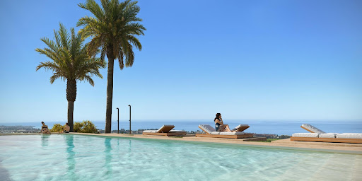 Appartement avec terrasse et piscine 3