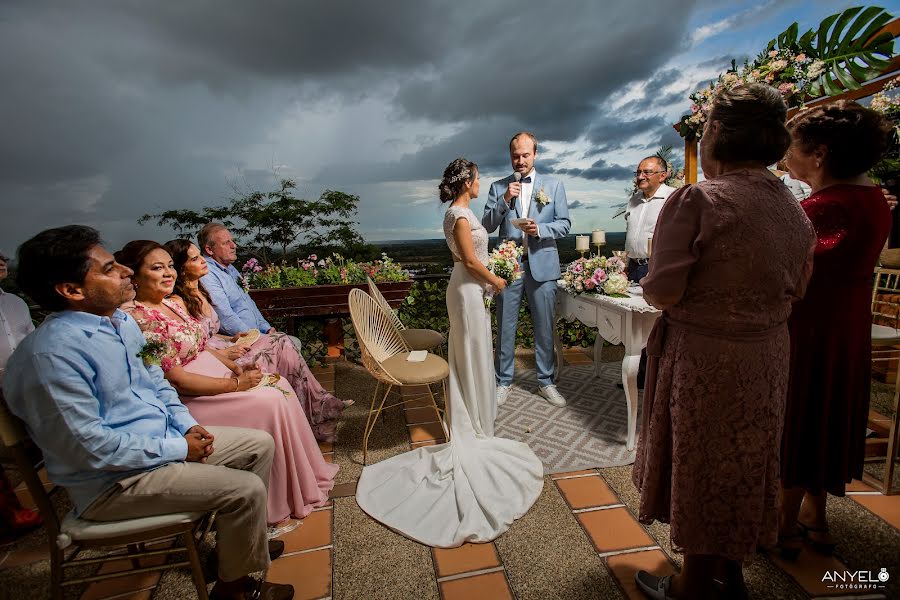 Wedding photographer Anyelo Cardona (anyelocardona). Photo of 18 August 2022