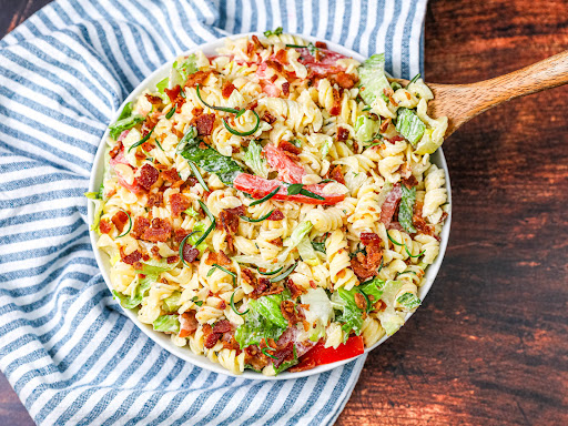 A bowl of BLT Salad With Greek Yogurt Dressing.