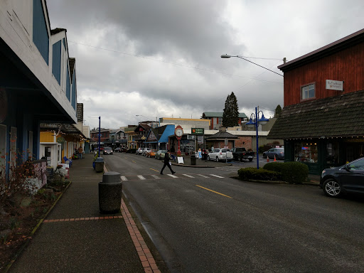 Front St in Downtown Poulsbo