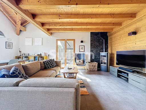 House 4