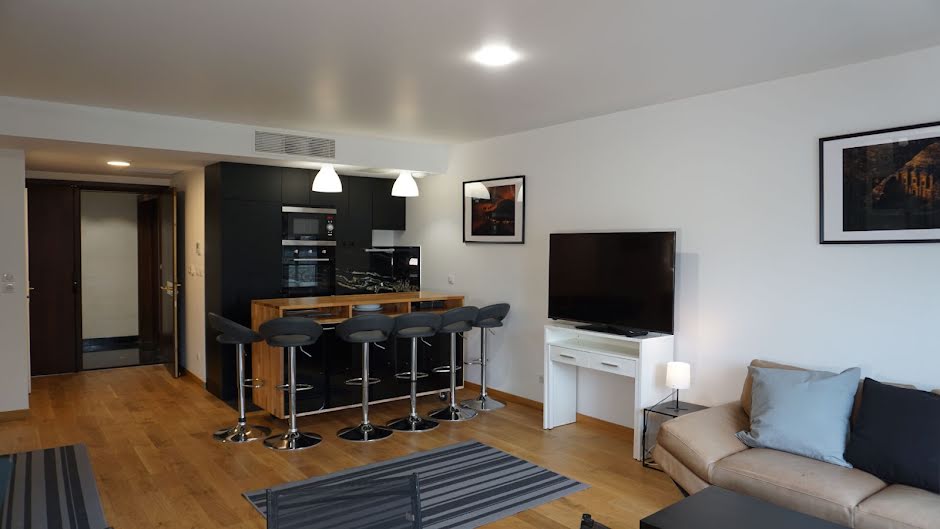 Vente appartement 2 pièces 57.03 m² à Neuilly-sur-Seine (92200), 855 000 €