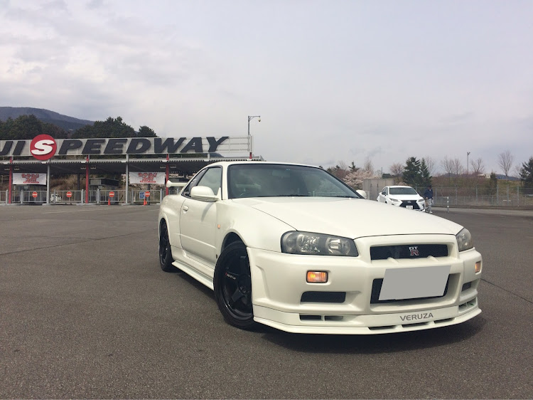 スカイライン GT-RのhiroNurさんが投稿したカスタム事例の投稿画像1枚目