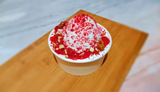 Red Velvet Cake Dry Fruits Sundae