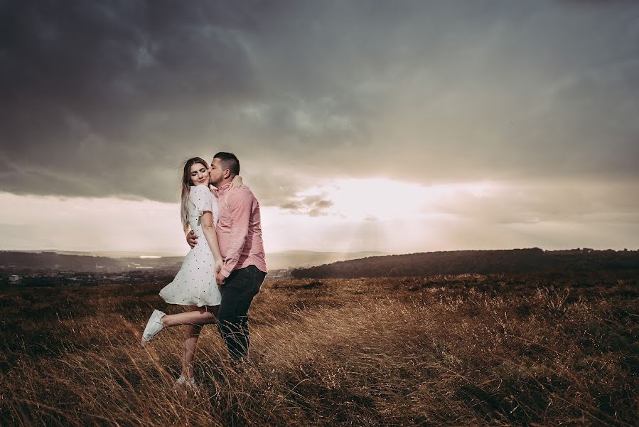 Wedding photographer Florin Moldovan (florinmoldovan). Photo of 13 September 2018