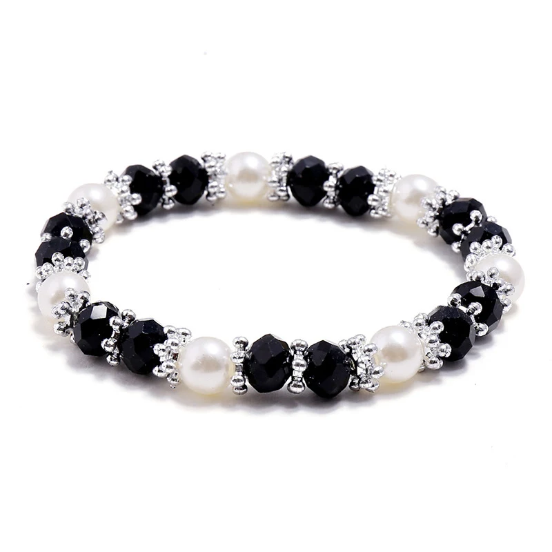 Dames armband met frisse kristallen. Schitterende elegantie voor elke dag. Verfraai je pols met deze stijlvolle armband en geniet van een stralende uitstraling.